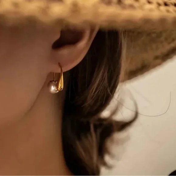 Pearl Drop Earrings N1911 - Picture 3 of 6